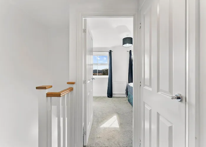 Dom wakacyjny Stylish 4 Bed - Parking - Sleeps 14 Bristol